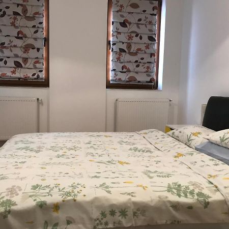 Luxury Apartment Mihai Bravu Boekarest Buitenkant foto