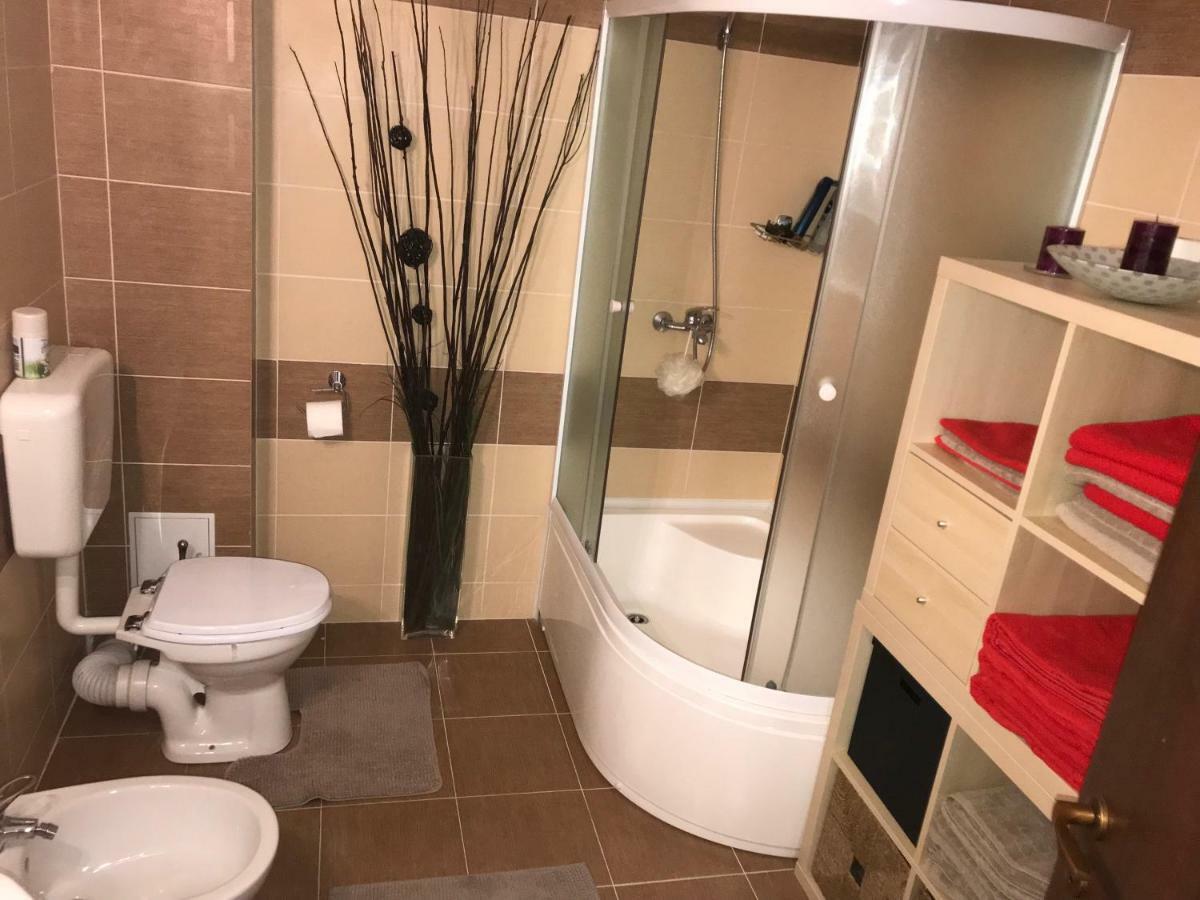 Luxury Apartment Mihai Bravu Boekarest Buitenkant foto